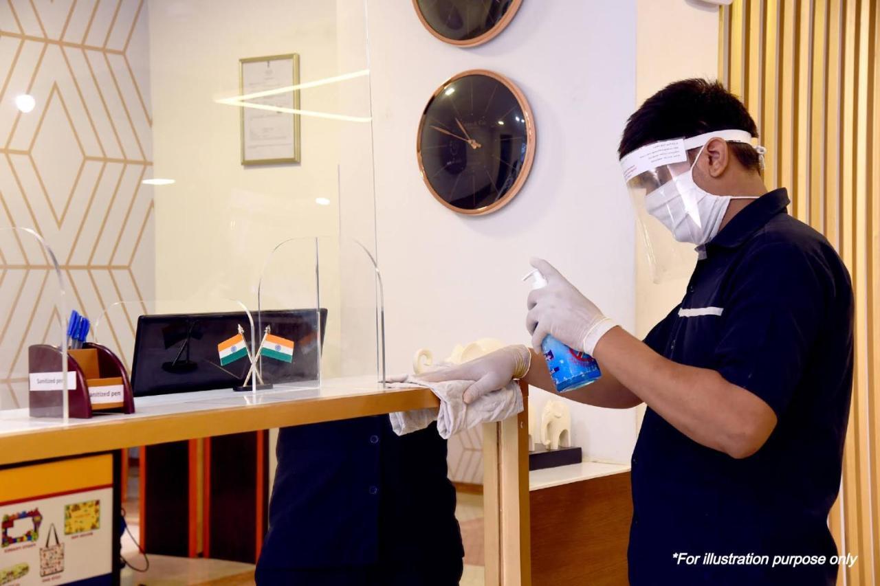 Oyo 1410 Country Club Begumpet Hotell Hyderabad Exteriör bild